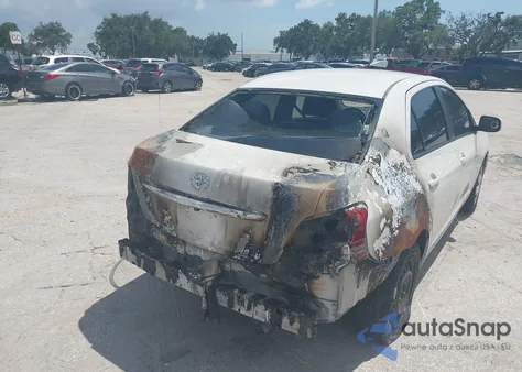 2012 Toyota Yaris z USA, uszkodzony, nr VIN JTDBT4K3XCL012061